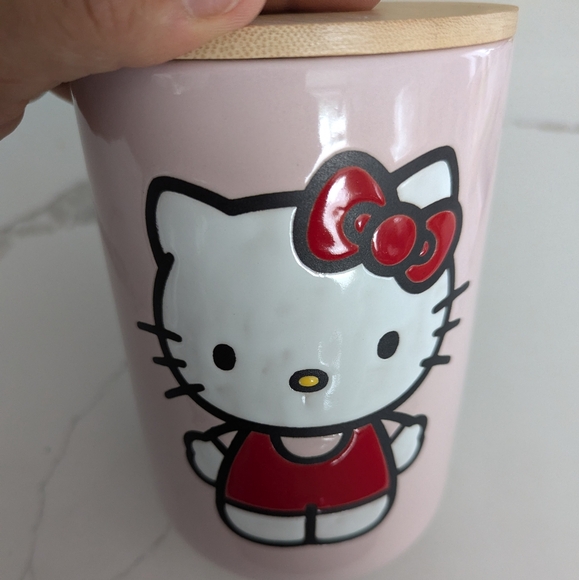 BNWT Hello Kitty Ceramic Bamboo Container - Picture 4 of 5
